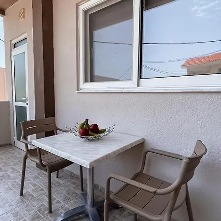 The Pearl - Hosted By Local Greek דירה אפאנטו