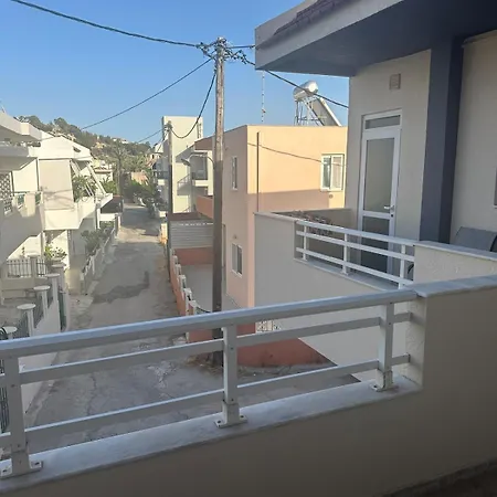 The Pearl - Hosted By Local Greek דירה אפאנטו